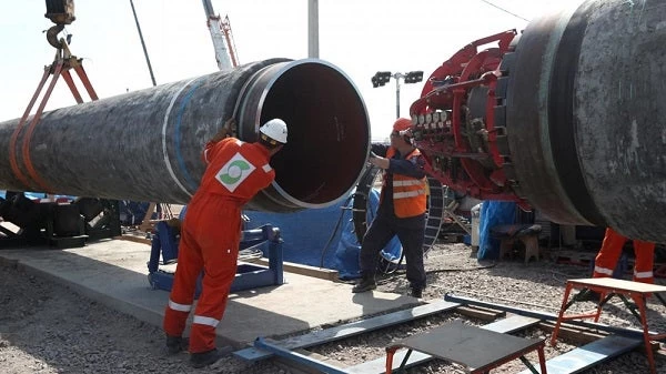 Ρωσία: Η Gazprom ανακοίνωσε ότι ο αγωγός Nord Stream-2 έχει ολοκληρωθεί κατά το 71%